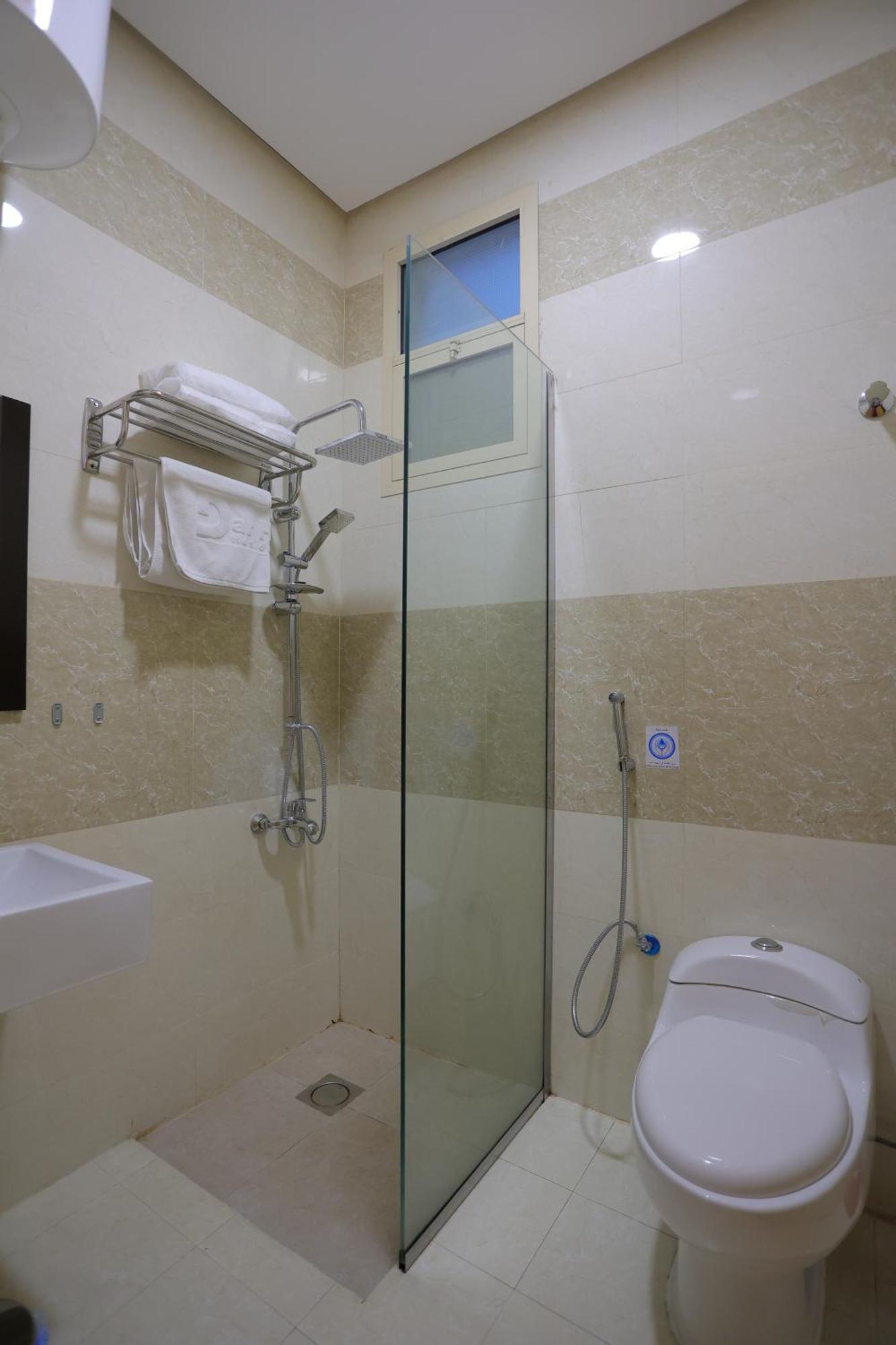 Aparthotel هوستا الملقا Rijad Zewnętrze zdjęcie