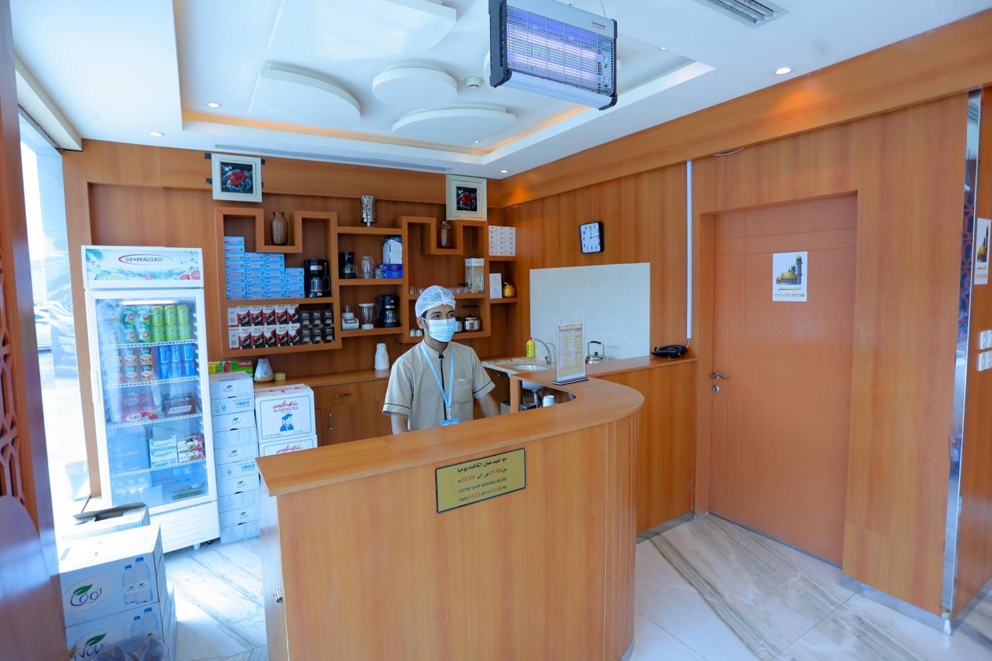 Aparthotel هوستا الملقا Rijad Zewnętrze zdjęcie