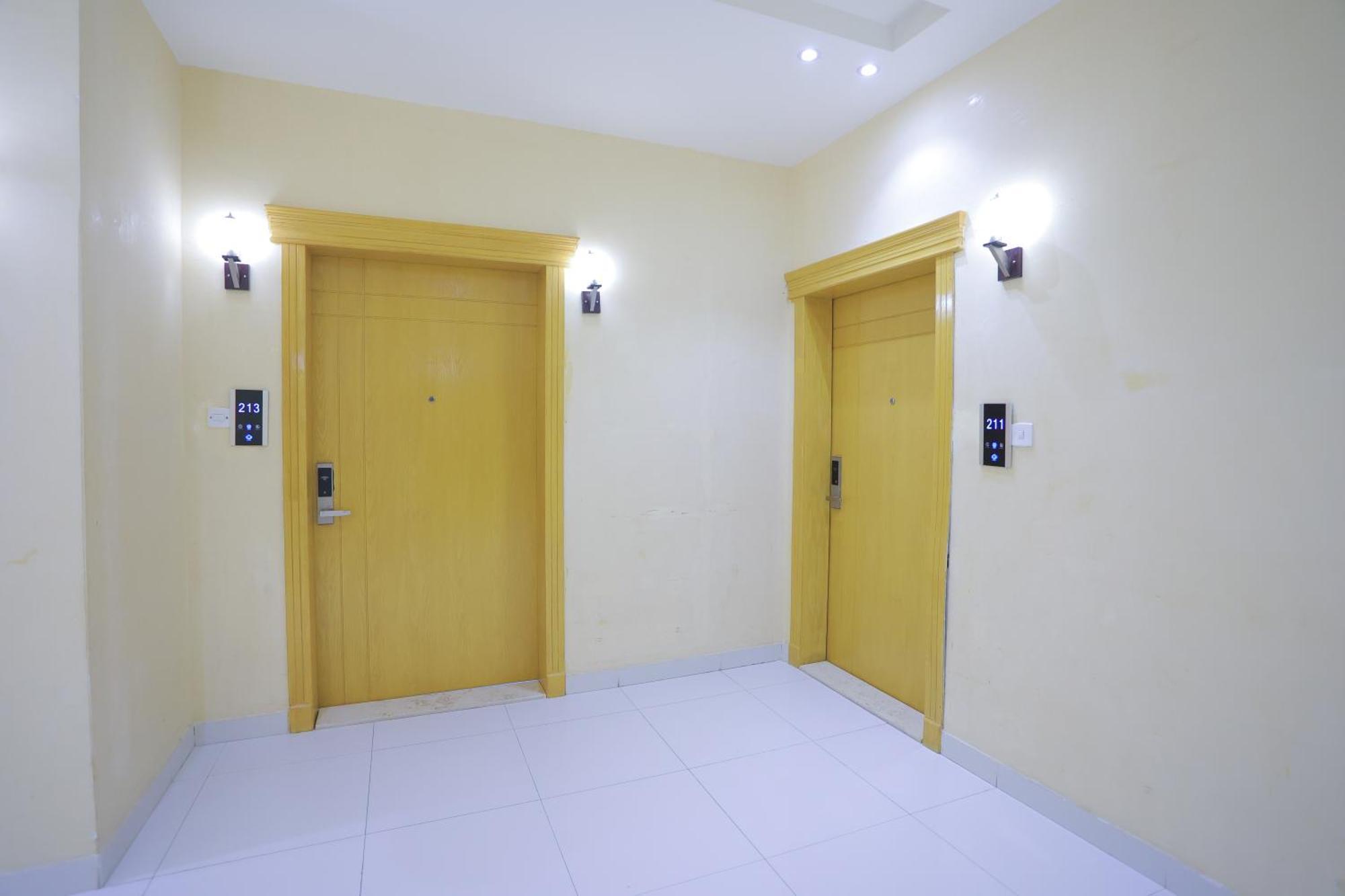 Aparthotel هوستا الملقا Rijad Zewnętrze zdjęcie