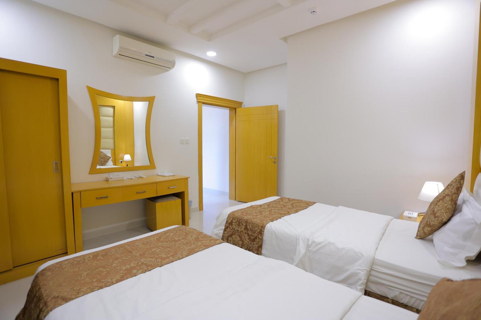 Aparthotel هوستا الملقا Rijad Zewnętrze zdjęcie